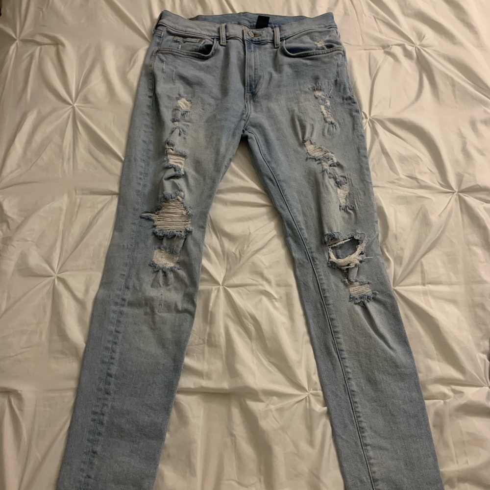 H&M light wash skinny jeans
